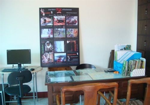 הוסטל צ'יאנג מאי Junior House מראה חיצוני תמונה