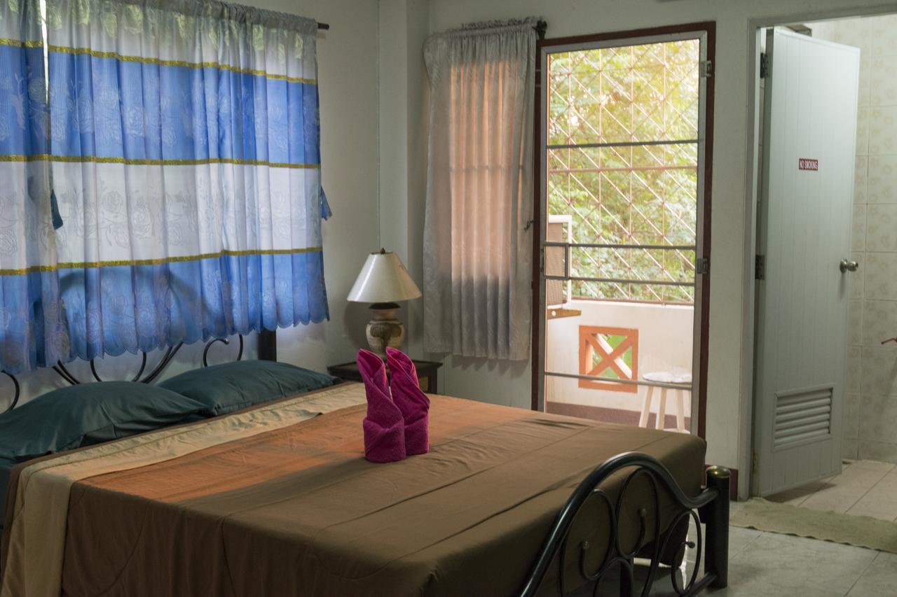 הוסטל צ'יאנג מאי Junior House מראה חיצוני תמונה